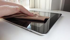 How to Clean iPad